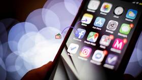 Как пользоваться подарочной картой Google Play в Лером